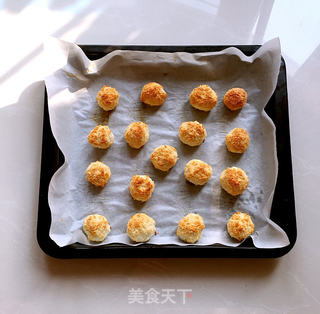 蛋白椰蓉球的做法步骤:6