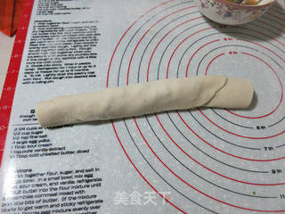 8分钟搞定美味早餐--手抓葱油饼的做法步骤:14