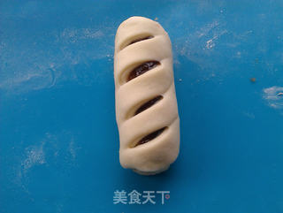 烫种玫瑰酱甜包的做法步骤：8