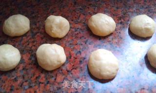 果仁豆沙面包的做法步骤:6