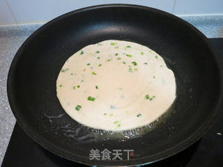 8分钟搞定美味早餐--手抓葱油饼的做法步骤:22
