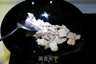 辣白菜炒五花肉的做法步骤:4