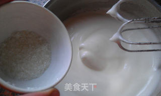 酸梅戚风蛋糕的做法步骤:8
