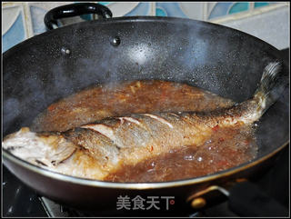 干烧海鲈鱼的做法步骤:4