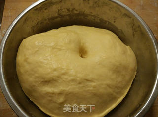 幸福香甜圏——蔓越莓奶酪面包圏的做法步骤：7