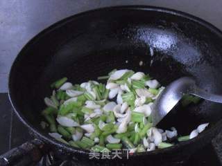百合虾球的做法步骤:6