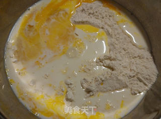 幸福香甜圏——蔓越莓奶酪面包圏的做法步骤：3