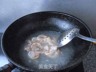 百合虾球的做法步骤:5
