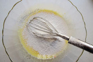萨瓦林柠檬戚风蛋糕的做法步骤:6