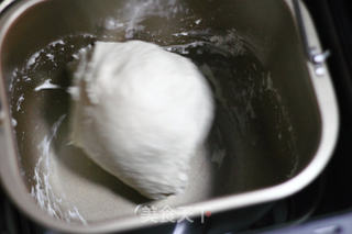 85%含水量的奶香吐司的做法步骤:2