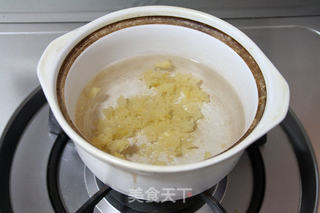 【海参雪莲木瓜船】:美丽女人的甜蜜糖水的做法步骤:3