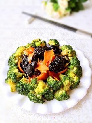 素炒西兰花的做法步骤：11