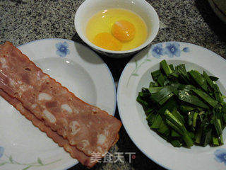 韭菜培根炒鸡蛋的做法步骤：1