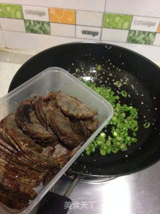 香辣孜然牛肉的做法步骤:4