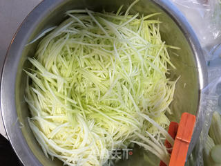 角瓜鸡蛋虾仁锅贴的做法步骤:5