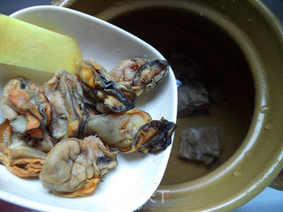西洋菜骨头汤的做法步骤:5