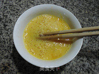 韭菜培根炒鸡蛋的做法步骤：3