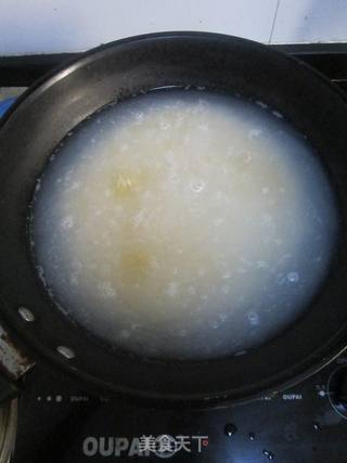 腊味混搭别样美——金盅腊味蒸饭的做法步骤:2