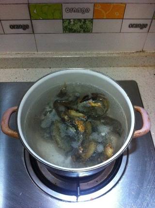 豆腐泥鳅汤的做法步骤:4