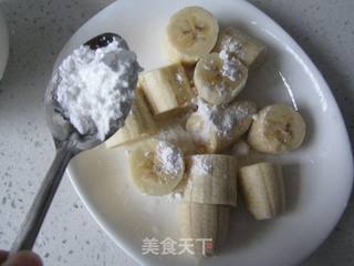 炸香蕉的做法步骤:4