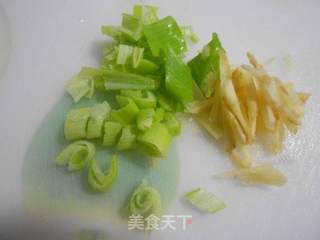 东北扣肉的做法步骤:2