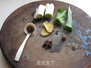 卤兔腿的做法步骤:6