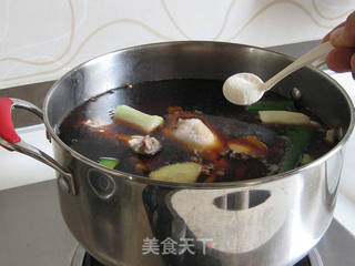 卤兔腿的做法步骤:12