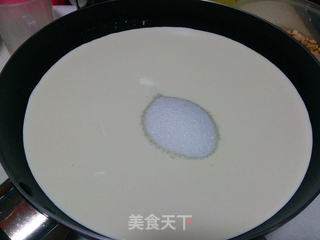 原味花生牛轧糖-淡奶油版的做法步骤:4