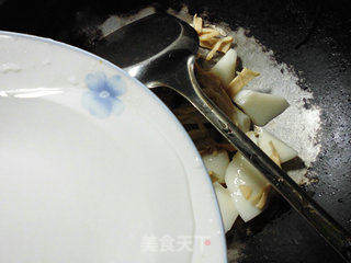 水笋煮年糕的做法步骤:6