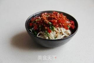 剁椒金针菇的做法步骤:7