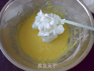 双色蜂蜜蛋糕卷的做法步骤:10