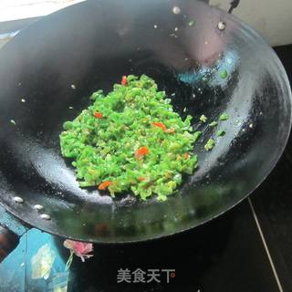辣椒鸡蛋炒饭的做法步骤：6