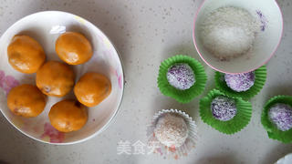 椰香南瓜紫薯糯米糍的做法步骤:15