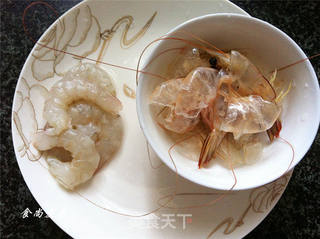 咖喱鱼蛋鲜虾面的做法步骤:3