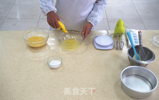 超详细8寸戚风蛋糕制作方法及注意事项的做法步骤:7