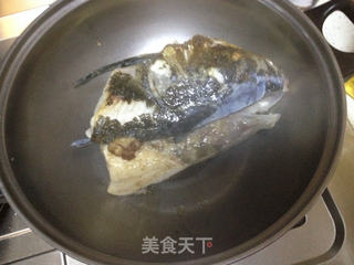 豆腐炖鱼头的做法步骤:4