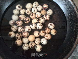 啤酒鹌鹑蛋的做法步骤:2