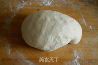 大葱猪肉小笼包的做法步骤:6
