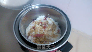 广式腊味煲仔饭(电锅版)的做法步骤:5