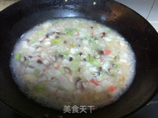 香菇海鲜疙瘩汤的做法步骤:9