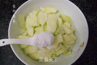 自制酸辣爽脆木瓜片的做法步骤：4