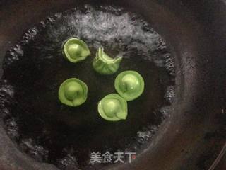 菠菜水饺的做法步骤:12