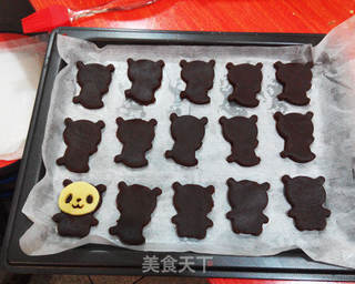 萌萌哒小熊猫饼干——让孩子爱上吃饼干的做法步骤:7