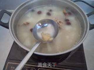 白萝卜红枣鸭骨汤的做法步骤：7