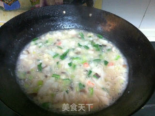 香菇海鲜疙瘩汤的做法步骤:11