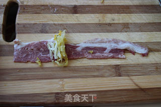 烤培根酸菜卷的做法步骤:2