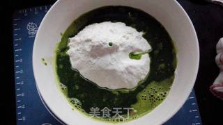 菠菜水饺的做法步骤:2