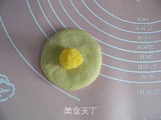 椰蓉蛋黄小餐包的做法步骤：5