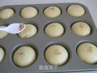 椰蓉蛋黄小餐包的做法步骤：8
