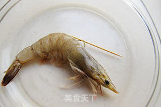 新年宴客快手菜:泰式甜辣虾的做法步骤:2